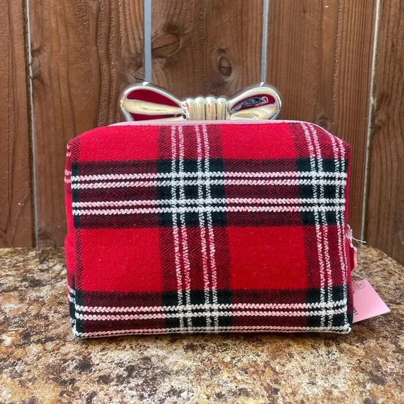Juicy Couture Plaid Cosmetic Bag - Picture 4 of 10